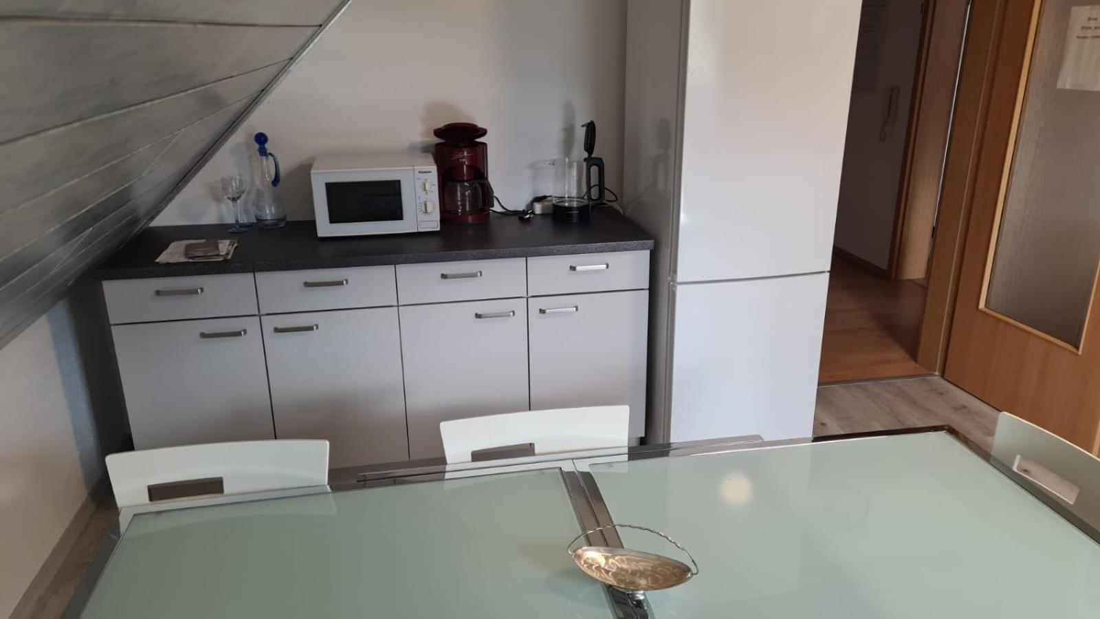 Schlafzimmer 1 Mit Top Aussicht Ueber Weilstetten Balingen Exteriér fotografie