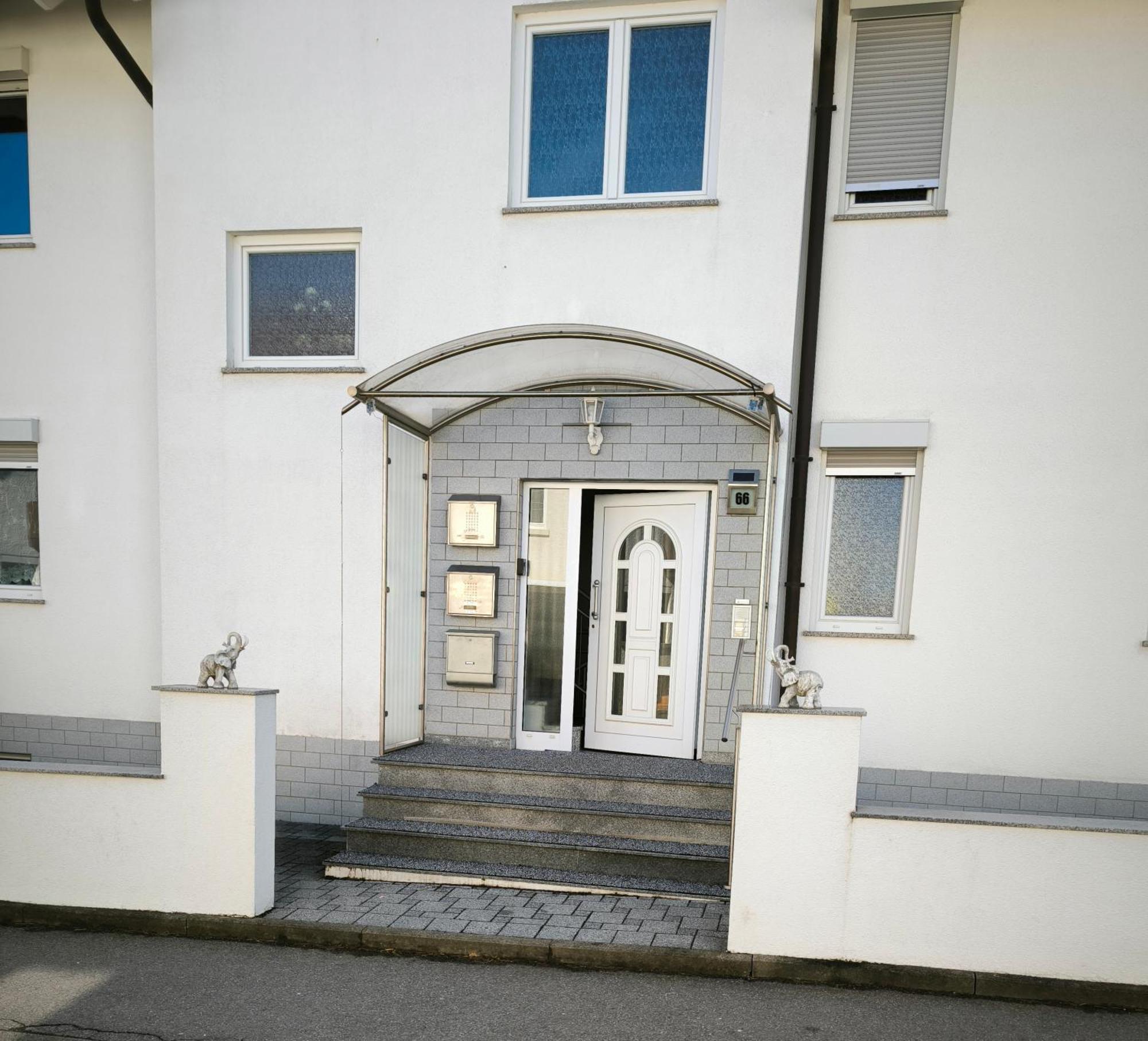 Schlafzimmer 1 Mit Top Aussicht Ueber Weilstetten Balingen Exteriér fotografie